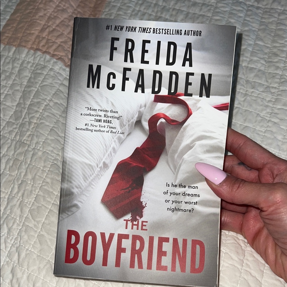 The Boyfriend by Freida McFadden Book